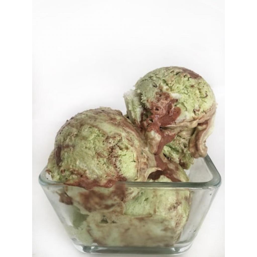 keto-sladoled-s-avocado